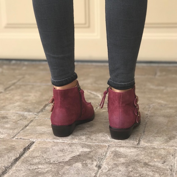 MIB Wine Genuine Suede Triple Buckle Ankle Boots - Picture 3 of 8